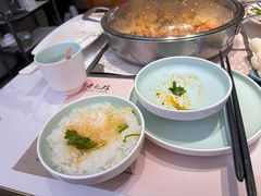 -黄记煌三汁焖锅(新佳丽江汉路店)