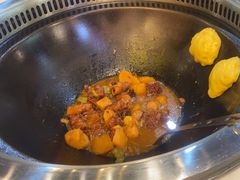 -哈尔滨烧烤·山河村铁锅炖(交大店)