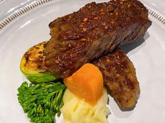 川香澳洲古饲牛小排-喜雀JOY KITCHEN