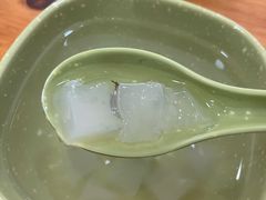 水晶糕-衢州杨家巷烤饼(国金中心店)