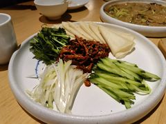 京酱肉丝-关东小磨东北菜(上海长风大悦城店)