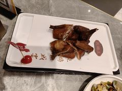 -朱记乳鸽王·非遗石岐乳鸽·全鸽宴(大兴旗舰店)