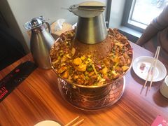 -炉小二铜锅牛蛙•川湘菜(三里屯店)