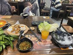 -呷哺呷哺 小火锅 (浦东新欧尚超市店)