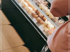 -红宝石·鲜奶小方·海派西点房(南丹店)