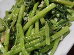 -Dang restaurant (patong phuket)