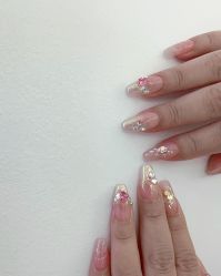 -U+nail优加专业美甲美睫