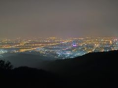 -鬼笑石后山停车场