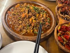 -隔壁老王·家常云南菜(花巷店)