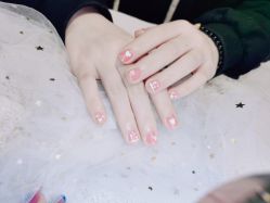 -UGIRL有个美甲