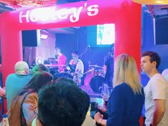 -Hooley's活利仕西餐厅(珠江新城店)