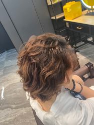 -藤野造型·专业烫染店