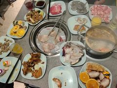 -金滏山烤肉·海鲜·火锅自助餐厅(襄阳万达店)