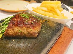 -Erman岩烧牛排(虹桥南丰城店)