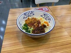 -姑娘手肉夹馍·凉皮·粉面(邗江万达店)