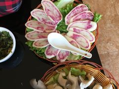 -藏味八珍特色火锅