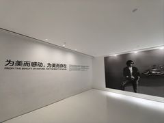 -罗红摄影艺术馆