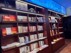 -新华书店(龙头路店)