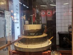 -呷佬·长沙手工米粉(金沙江路店)