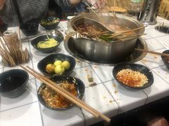 -俭让佬妈现卤串串(温江总店)