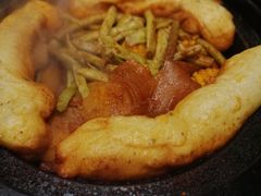 豆角烀饼锅-满兴咱妈烀饼铁锅炖(兰州北街店)