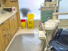 -上海仁爱医院口腔科 · 种植