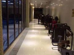 -一兆韦德健身(凤凰城店)