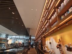 -茑屋书店(天目里店)