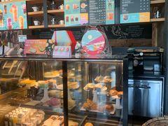 面包甜点陈列柜-星巴克(太原茂业天地店)