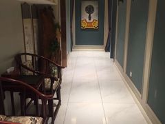 -莱蔻·圣灸堂·推拿艾灸(天山店)