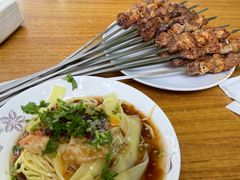 -肉孜古丽烤肉凉皮店