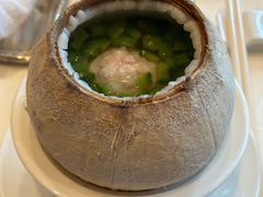 椰盅凉瓜炖淮扬狮子头-香乐园·淮扬菜中餐厅·Shang Garden(福田香格里拉店)