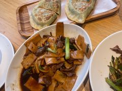 -关东小磨东北菜(上海长风大悦城店)