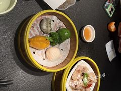 鲜虾饺四拼-蝴蝶里·粤菜·点心(滨江龙湖店)