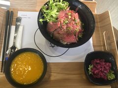 招牌低温烧牛肉饭-SimplyTimes鎏金食堂