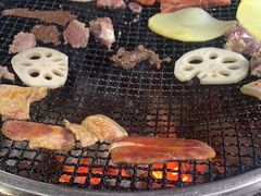 -小辣椒汤锅烧烤(温泉南街店)