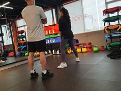 -佳禾健身(三元里店)