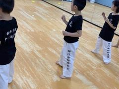 -嗨动跆拳道体能馆(菜百店)