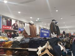 -优衣库(郑州二七万达广场店)