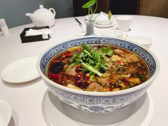 山城水煮嫩牛肉-粤财皇冠假日酒店·彩华轩中餐厅
