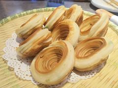 老济南油旋-闫府私房菜·百年鲁菜(恒隆店)