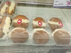-白玉兰食品甜凤店(合生汇店)