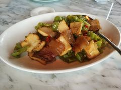 老人头菌炒腊肉-无锡苏宁银河国际酒店-悦府65中餐厅