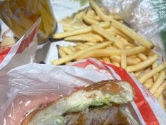 麦辣鸡腿堡-麦当劳(徐汇漕溪北路百脑汇店)