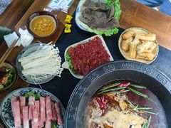 -重庆故事姊妹老火锅(财经学院店)