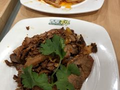 -西部马华清真兰州牛肉面·烧烤夜市(关东店)