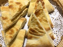 手工烤馕-塔哈尔·新疆盛宴(城西银泰店)