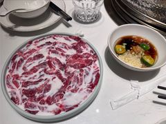 -领鲜天下·焗海鲜·花胶鸡(天目里店)