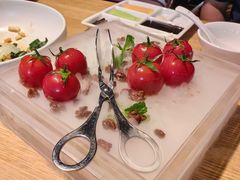 番茄脆菇沙拉-小大董·烤鸭(五棵松店)