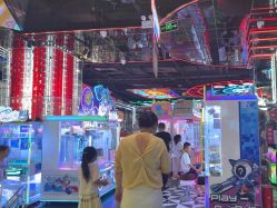 -LuckyStar幸运星家庭娱乐中心(南昌万象汇店)